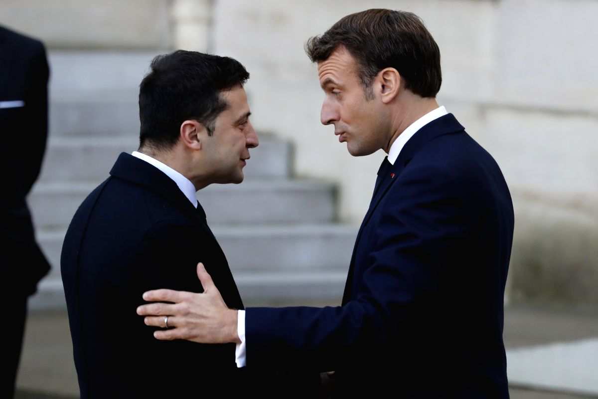 Ukrainian, French Presidents discuss security issues - Vimarsana News