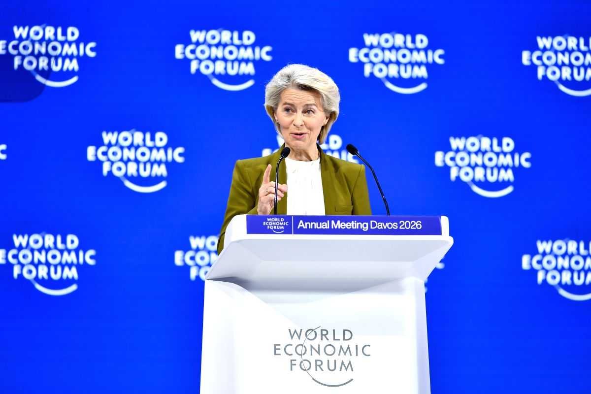 EU invites Canada to become bloc's first 'associate member'
