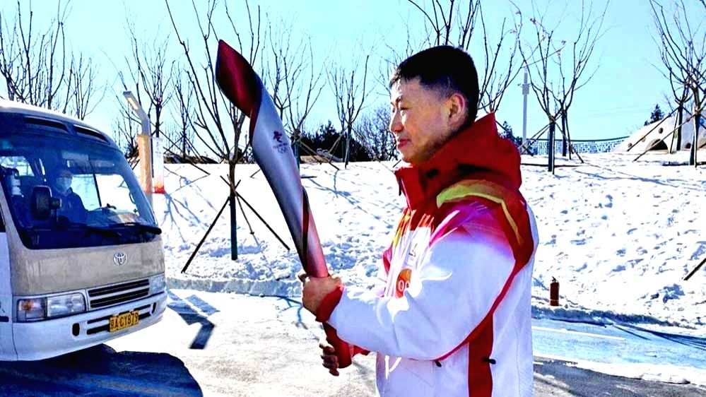 US lawmaker criticises China over showcasing PLA soldier in Winter Olympics 2022 - Vimarsana News