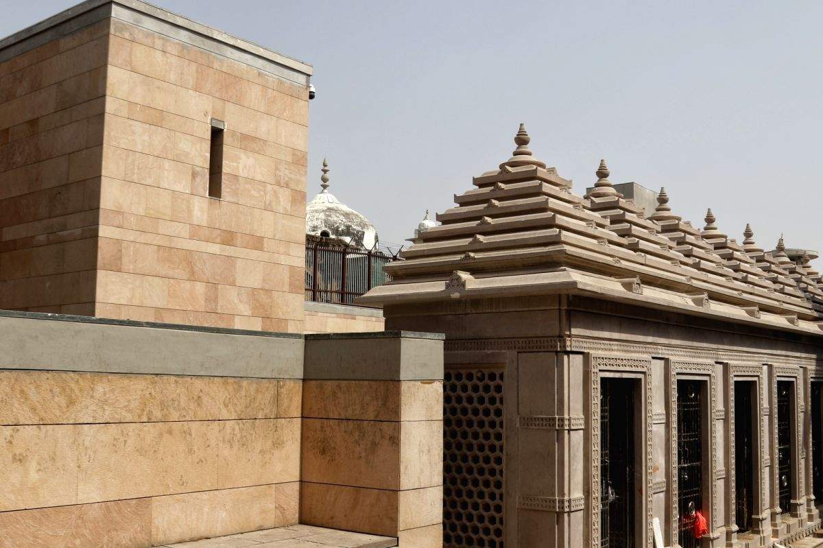 Allahabad HC admits petition challenging rejection of carbon dating of 'Shivling' - Vimarsana News