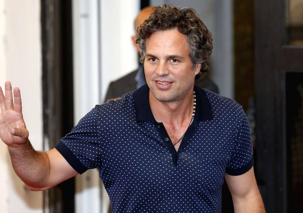 Mark Ruffalo recalls living in a 'closet' before stardom - Vimarsana News