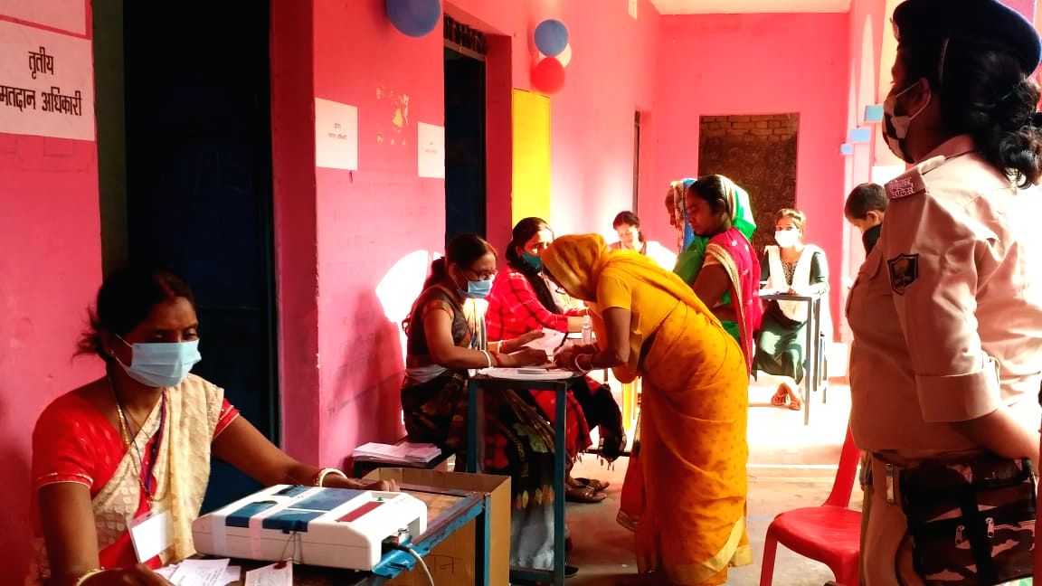 Bypoll ends in Bihar; 52.38% voting recorded - Vimarsana News