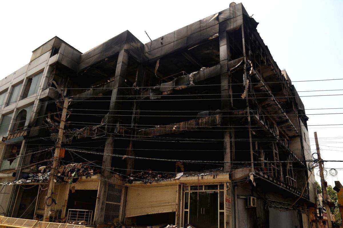 Delhi fire tragedy: Building owner, 2 others arrested (Ld) - Vimarsana News