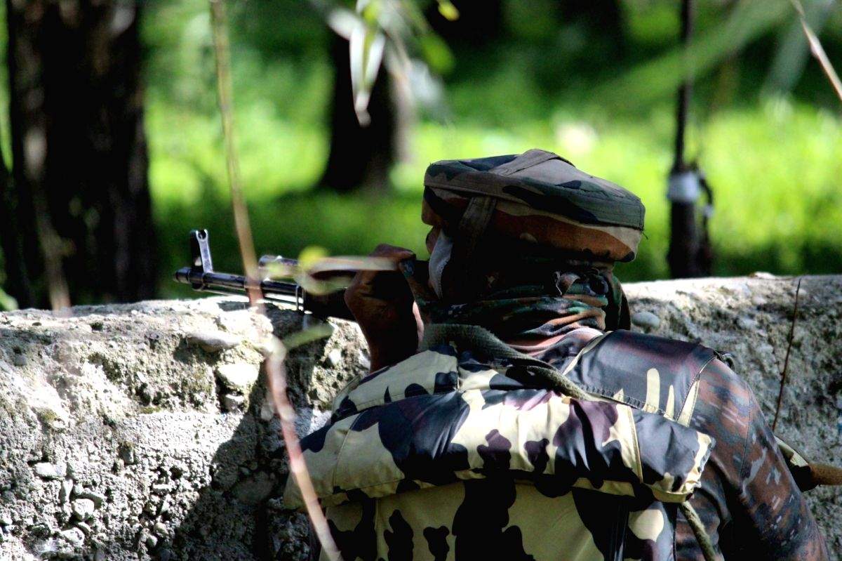 2 CRPF personnel killed in attack by armed group in Manipur - Vimarsana News
