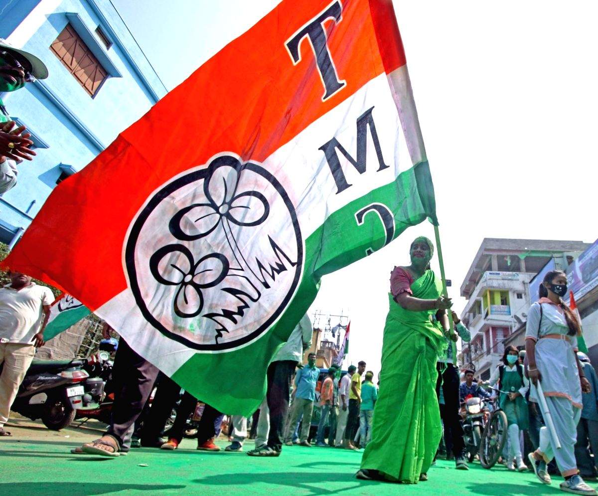 TMC's three big challenges: panchayat polls, corruption, national relevance - Vimarsana News