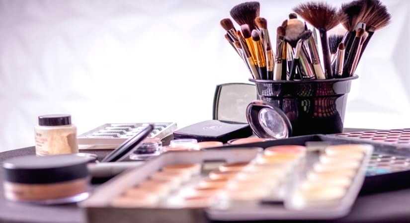 Why you need HD Makeup - Vimarsana News