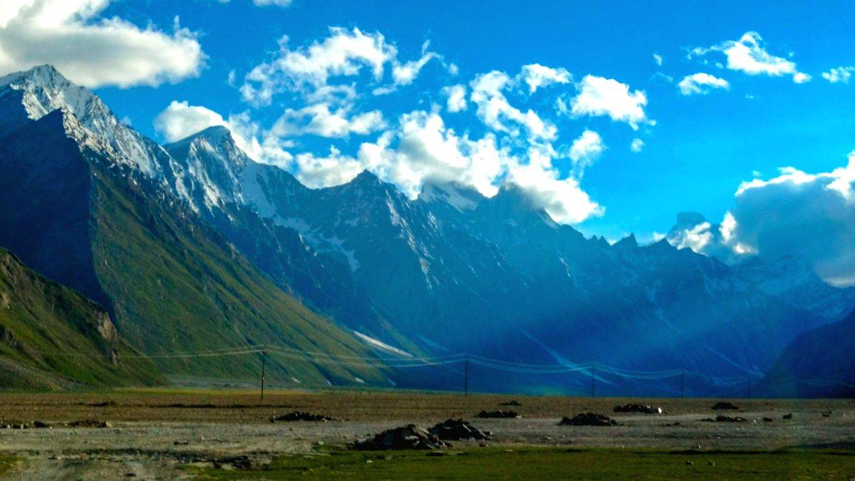 Himalayan Meltdown: Thinning glaciers are bad news for climate change - Vimarsana News