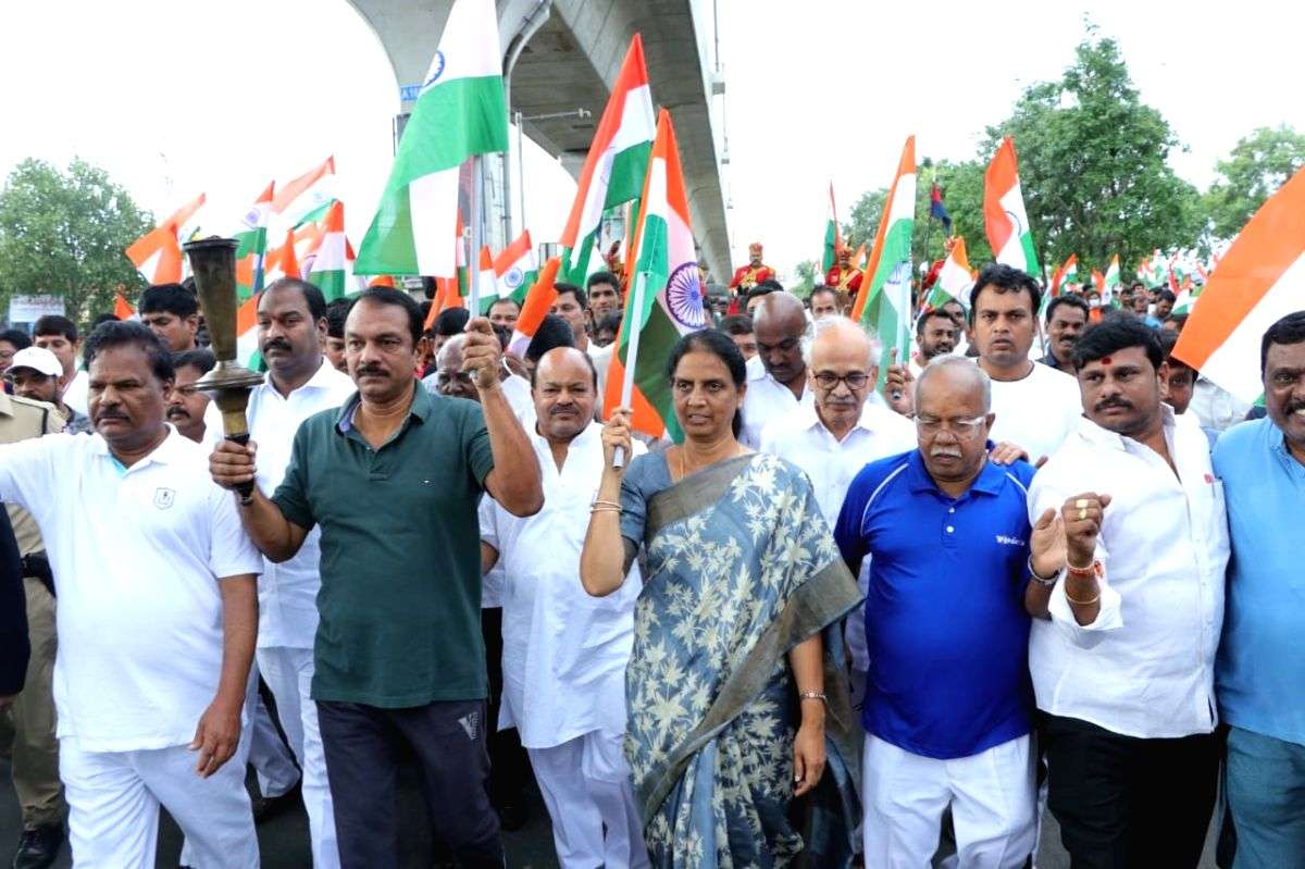 Thousands take part in Freedom Run across Telangana - Vimarsana News