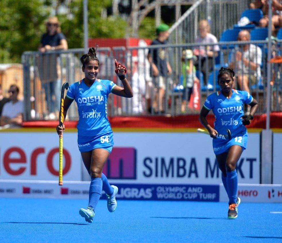Women's Hockey 5s: India women miss out on final after draw against South Africa - Vimarsana News