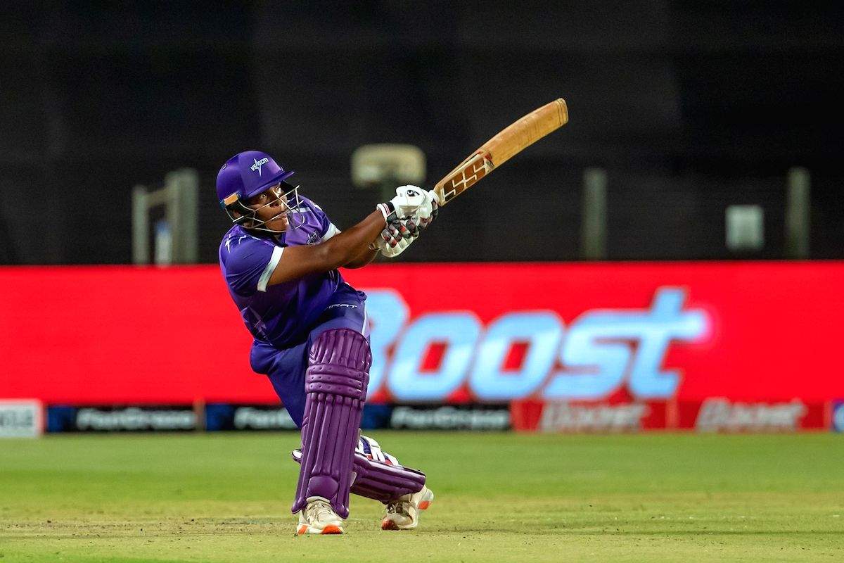 Women's T20 Challenge: How Dhoni's 2011 World Cup-winning six changed Kiran Navgire's life - Vimarsana News