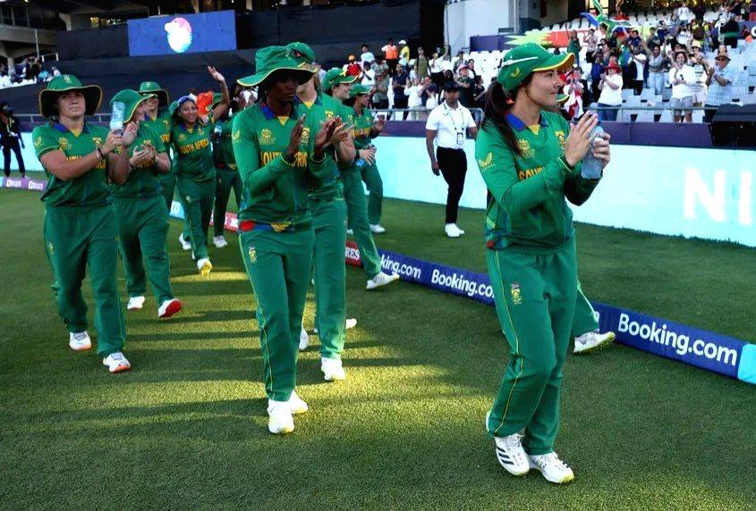 Women's T20 World Cup: Hosts South Africa march on to final with thrilling win over England - Vimarsana News