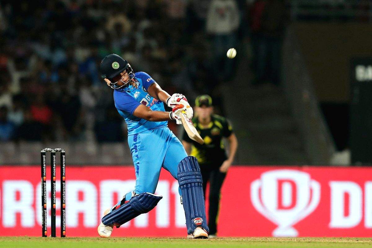 Women's T20 World Cup: Richa Ghosh, Renuka Thakur achieve career-best rankings in T20Is - Vimarsana News