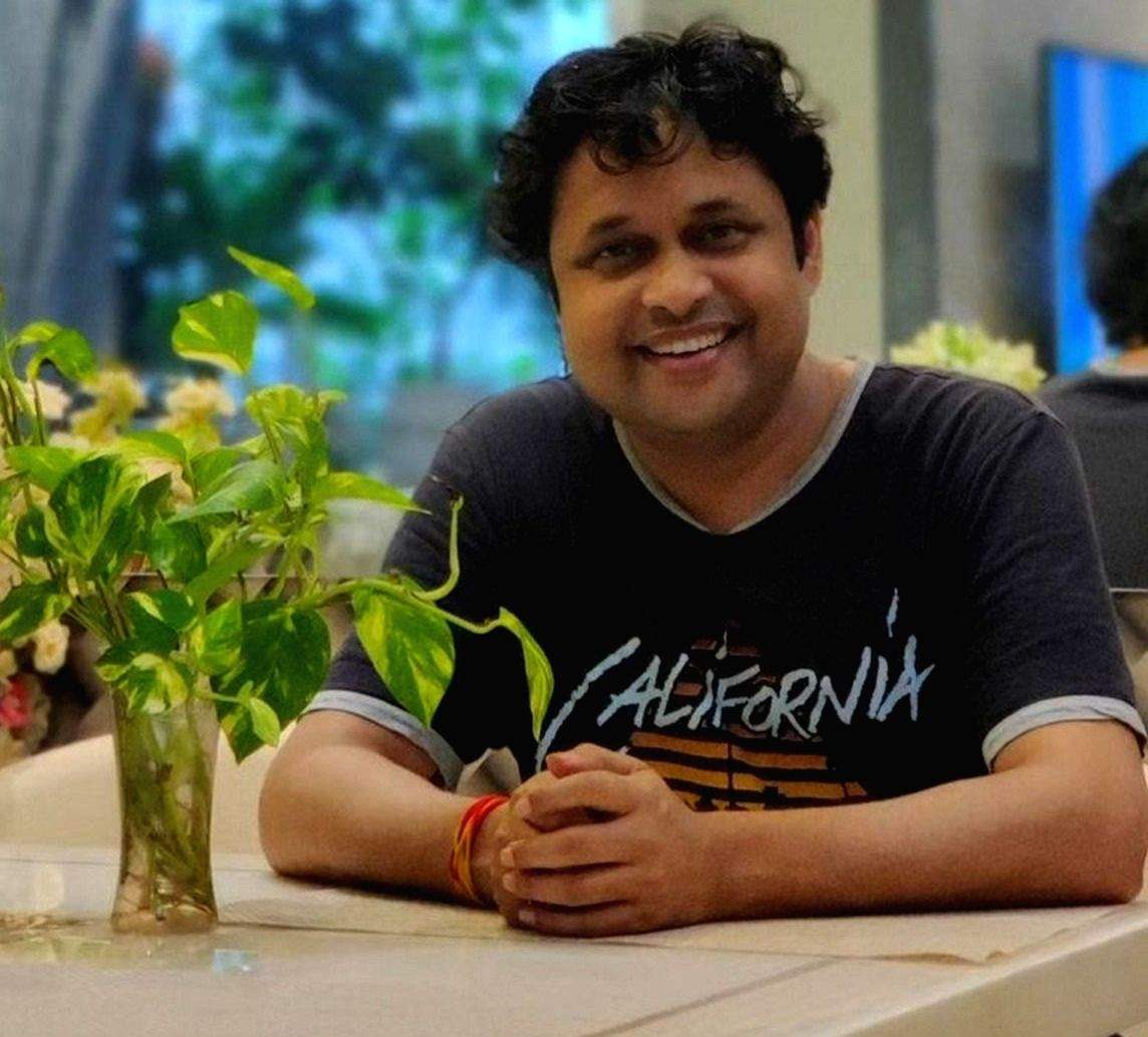 Yogesh Tripathi's historical adventures deepen his connection to ancient traditions - Vimarsana News