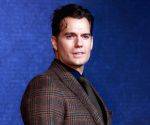 Henry Cavill swaps Superman cape for apron as he serves up BBQ feast