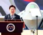 South Korea: Lee says rights of management should be respected as much as labor rights