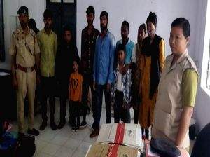 11 Bangladeshi nationals including 2 children held in Tripura - Vimarsana News