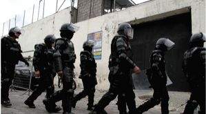 139 guards, officials still captive at Ecuadorian prisons amid violence - Vimarsana News