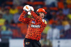 IPL 2024: 'Special thanks to my dad, Yuvi paaji and Brian Lara,' says Abhishek Sharma after winning back to back POTM award - Vimarsana News