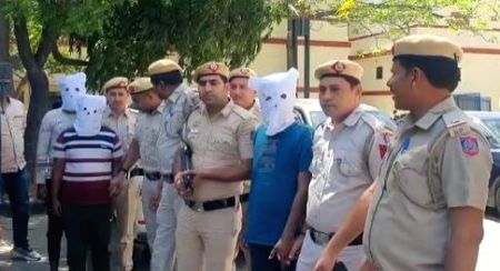 3 arrested for robbery at jewellery shop in Delhi - Vimarsana News