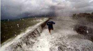 3 dead as typhoon hits Philippines - Vimarsana News