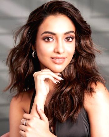 Amrin on getting signed by South production houses: Open to work in any language - Vimarsana News