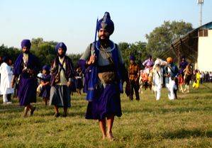 People throng Punjab's Anandpur Sahib for Hola Mohalla festivities - Vimarsana News
