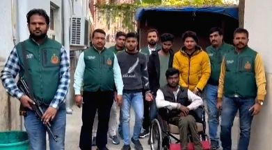 'Azad Group' selling illegal weapons busted in Delhi, four held - Vimarsana News