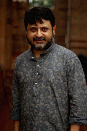 Bengali filmmaker-actor Shiboprosad Mukherjee celebrates 50th birthday with a feast - Vimarsana News