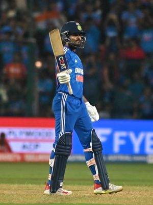 Shreyas Iyer returns as Kolkata Knight Riders skipper for IPL 2024, Nitish Rana named vice-captain - Vimarsana News