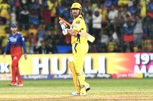 'MS knows what he is going to do': CSK bowling coach Eric Simons claims Dhoni has made up mind on his future - Vimarsana News