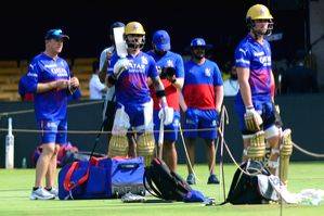 IPL 2024: Which RCB bowler was first to take consecutive 5-wicket hauls in T20s? Question stumps the squad - Vimarsana News