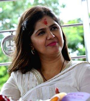 I am a brave warrior, will fight the war for you: Pankaja Munde to Parlikars - Vimarsana News