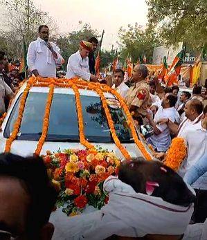BJP's Gurgaon candidate Rao Inderjit Singh holds roadshow - Vimarsana News