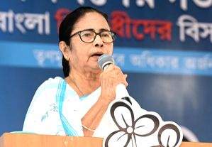 Mamata's flip-flop on INDIA bloc in line with her history of shifting political stands - Vimarsana News