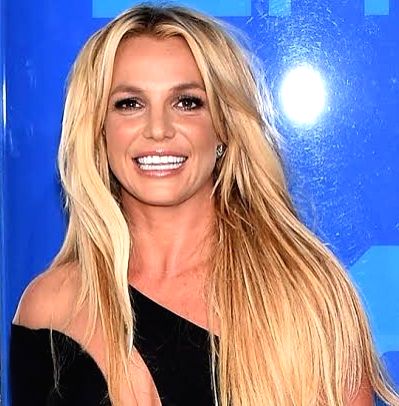Britney slams burger joint employee who consoled her after she cried - Vimarsana News