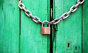Businesses in Nagaland's Dimapur begin indefinite shutdown to protest extortion by underground outfits - Vimarsana News
