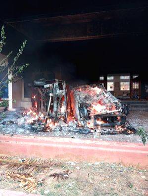 Byadgi chilli prices crash, farmers go on rampage in Karnataka; BJP slams Cong govt (Ld) - Vimarsana News