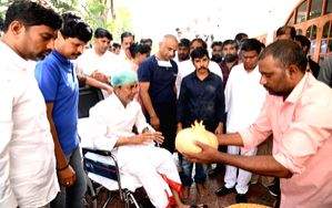 Chandrasekhar Rao discharged from hospital after hip replacement surgery - Vimarsana News