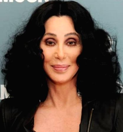 Cher offers home to Ukrainian refugees - Vimarsana News