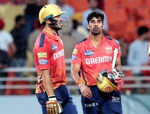 IPL 2024: We make changes as per playing conditions and opposition, says Punjab Kings fast bowling coach Charl Langeveldt - Vimarsana News
