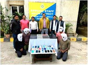 'Deaf & dumb' gang robbing students busted in Delhi, four held - Vimarsana News