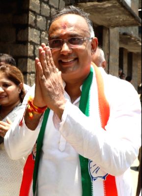 Complaint lodged against PM Modi for linking Cong with terrorism - Vimarsana News