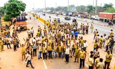 Odisha drivers' Mahasangha joins 'Quit Steering wheel' movement against new hit-and-run law - Vimarsana News