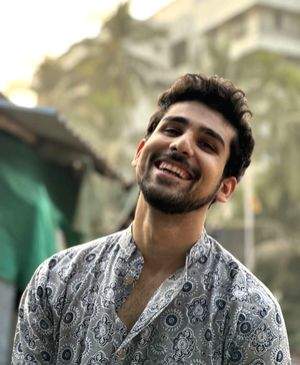 Eklavya Sood on Holi celebrations in his boarding school: 'Colourful battleground' - Vimarsana News