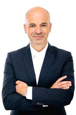 Ex-Porsche engineer Manfred Harrer joins Hyundai in top role - Vimarsana News