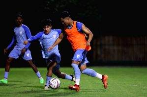 FIFA WC Joint Qualifiers: Inter Kashi's Lalrindka impresses in first national camp ahead of key clash - Vimarsana News