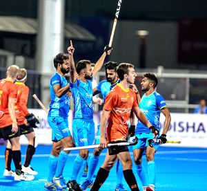 FIH Hockey Pro League: Indian men's team goes down 4-6 against Australia in a thrilling encounter - Vimarsana News