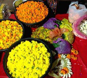 Flowers offered in Ayodhya temples to be recycled as incense sticks - Vimarsana News