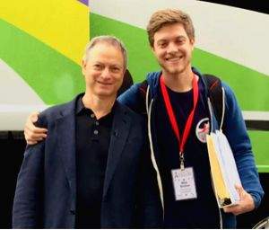 Gary Sinise's son dies at 33 after battling rare form of cancer - Vimarsana News