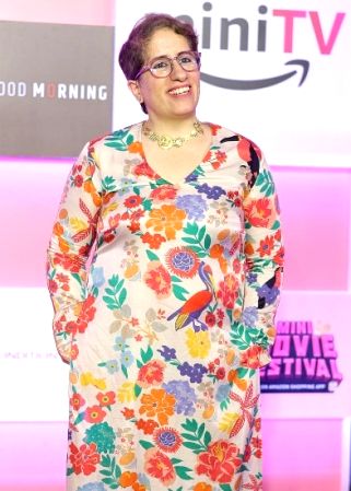 Guneet Monga to team up with director Umesh Bist again after 'Pagglait' - Vimarsana News
